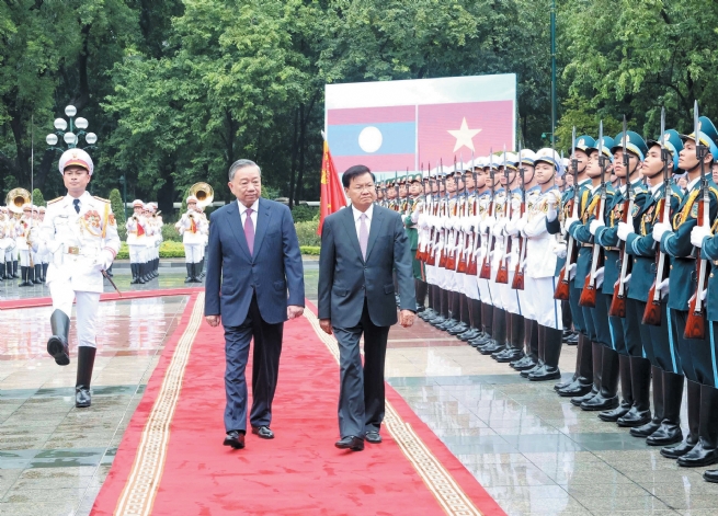 Vietnam, Laos Continuously Fostering Great Friendship, Special Solidarity and Comprehensive Cooperation